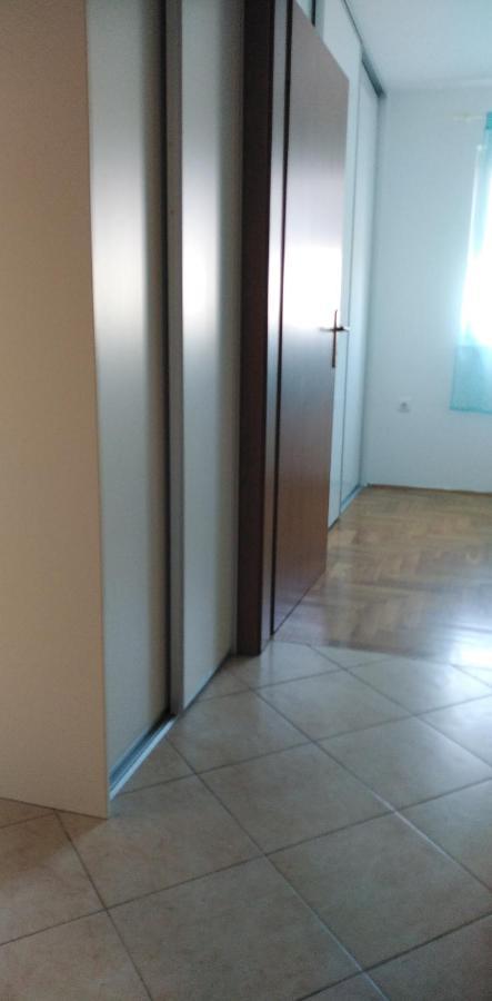 Apartman Valbandon Fažana Eksteriør billede