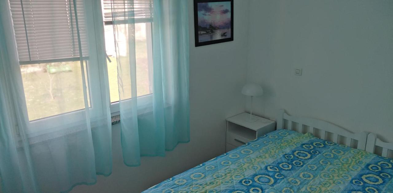 Apartman Valbandon Fažana Eksteriør billede