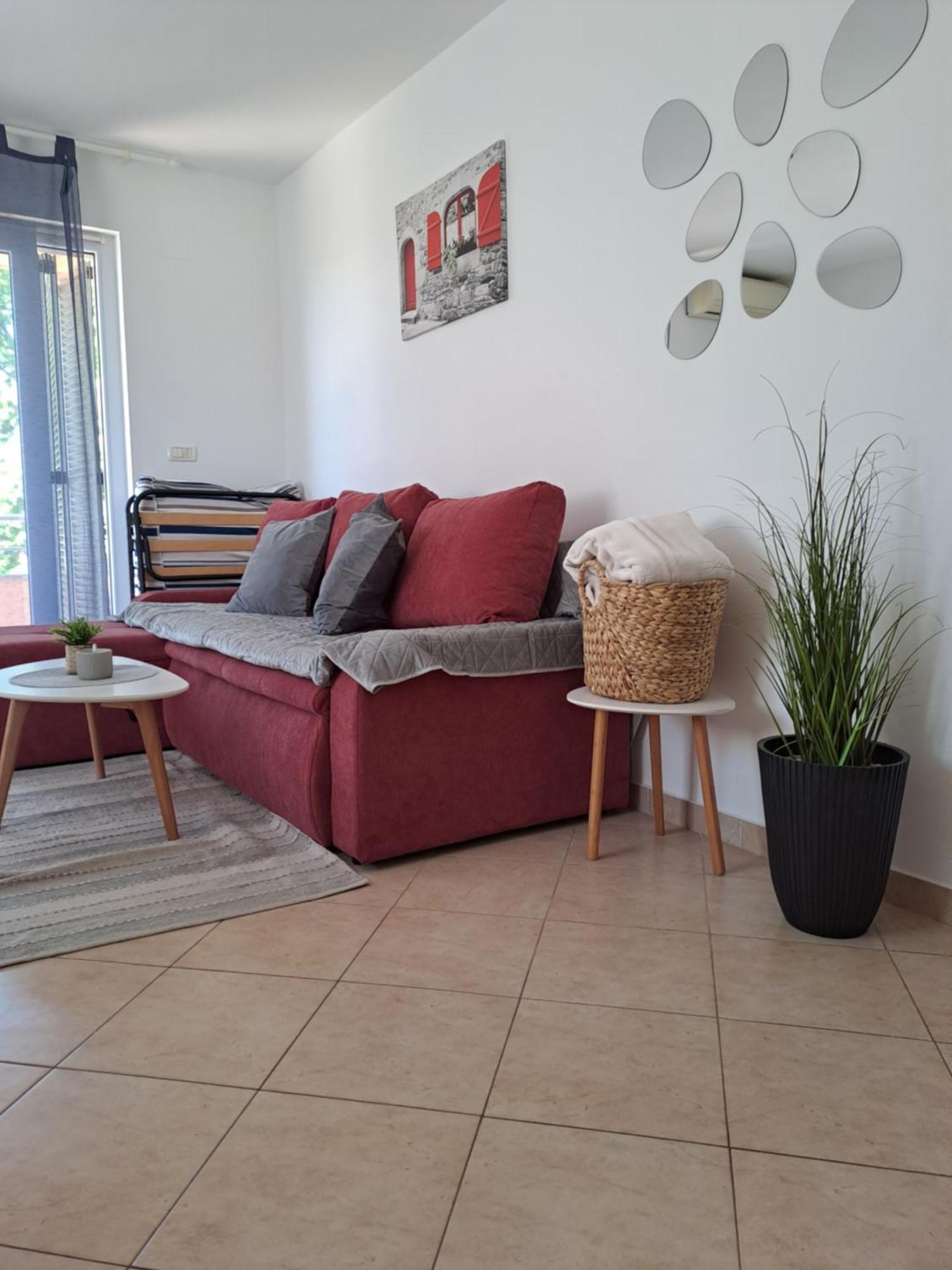 Apartman Valbandon Fažana Eksteriør billede